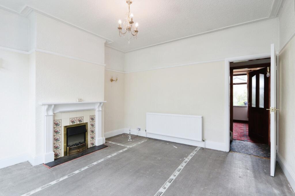 3 bed Terraced