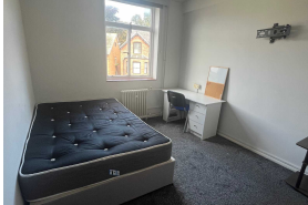 1 bed Private Halls