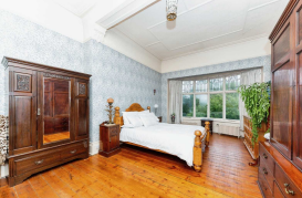 5 bed Semi-Detached