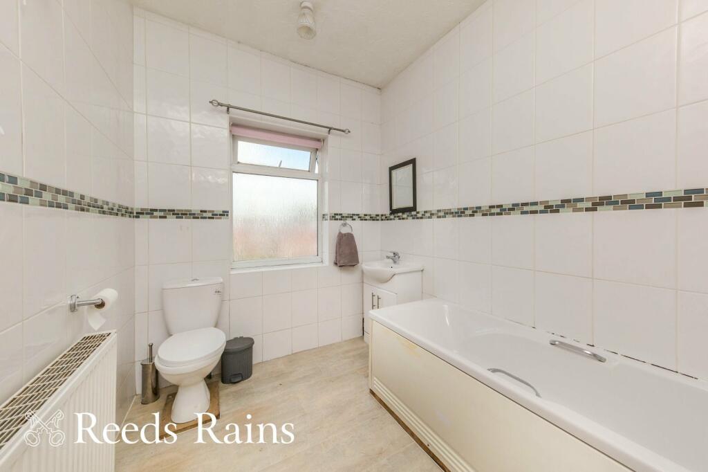 2 bed End of Terrace