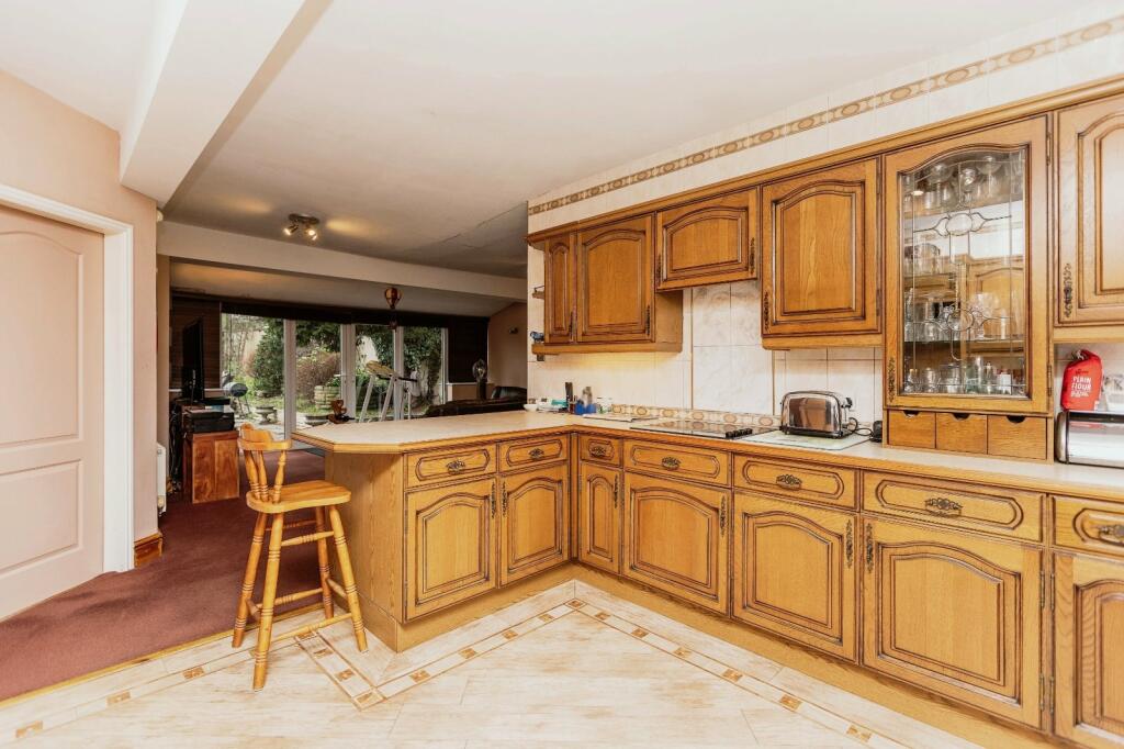 3 bed Detached Bungalow