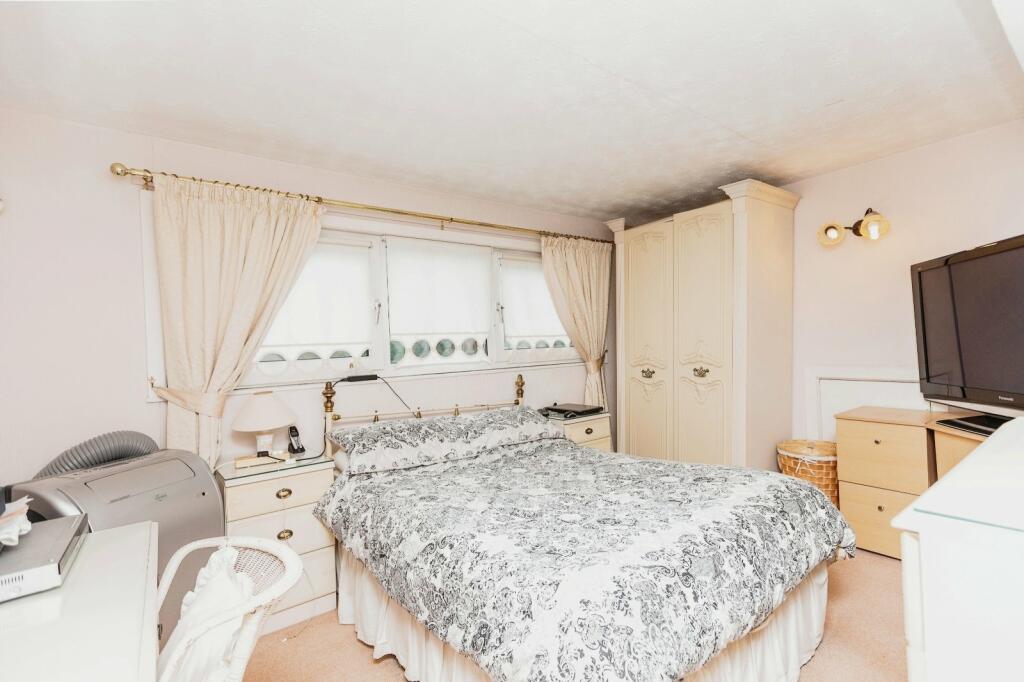 3 bed Detached Bungalow