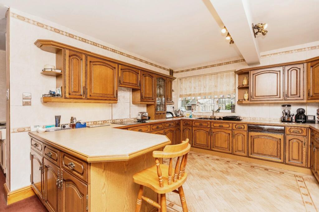 3 bed Detached Bungalow