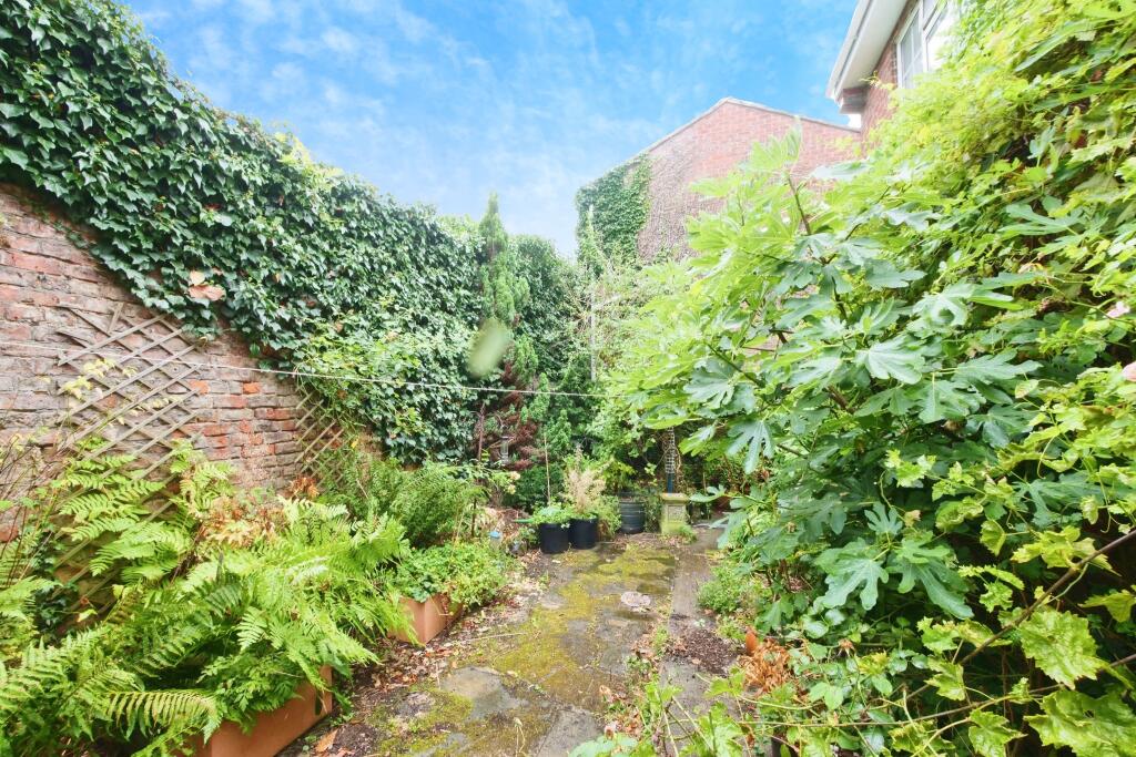 1 bed Apartment