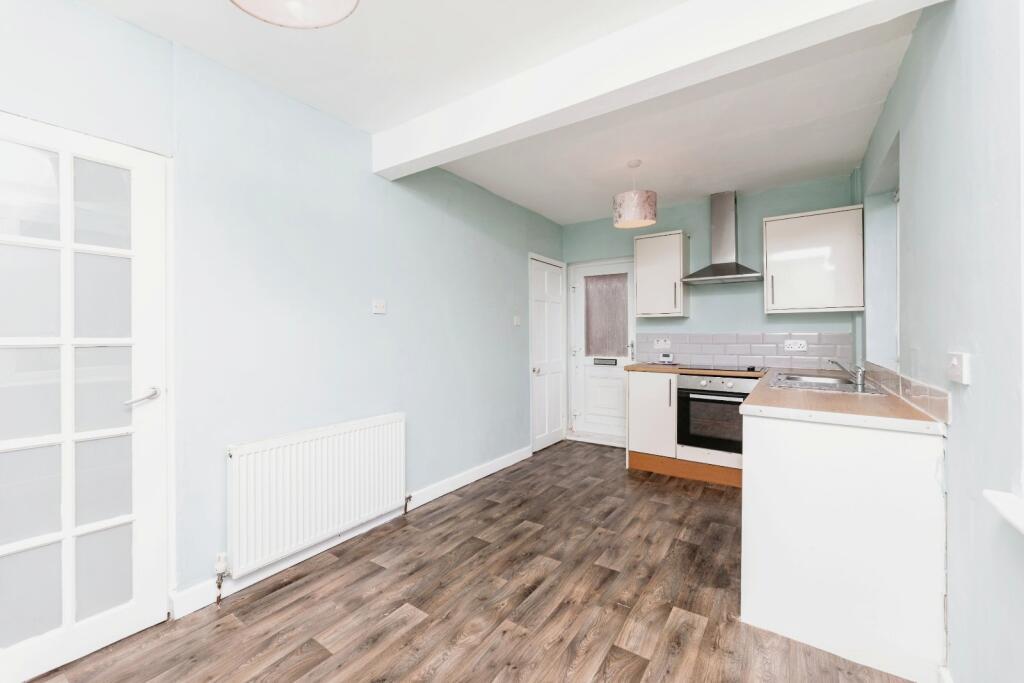 2 bed Semi-Detached