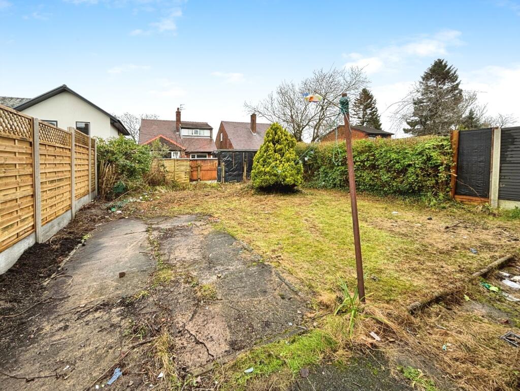 3 bed Semi-Detached