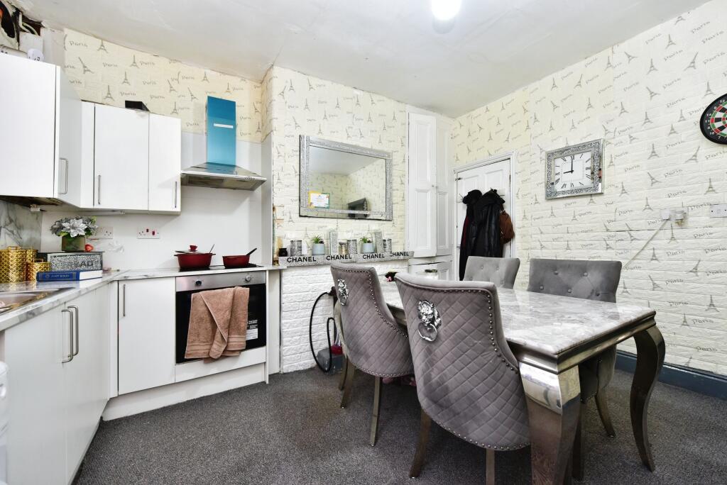 3 bed Terraced