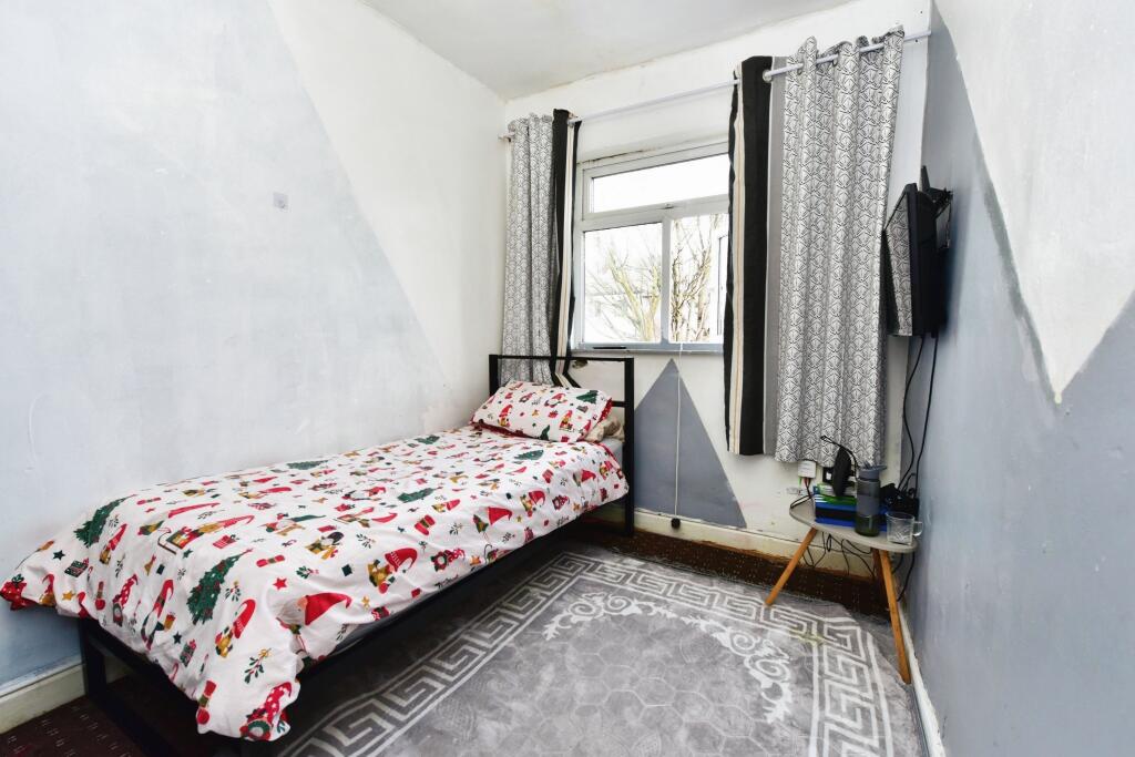 3 bed Terraced