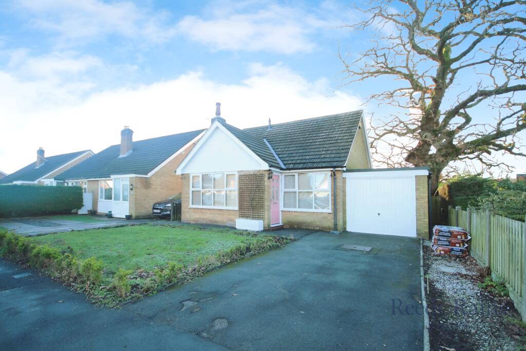 2 bed Detached
