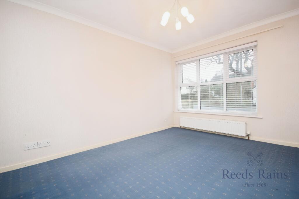 2 bed Detached