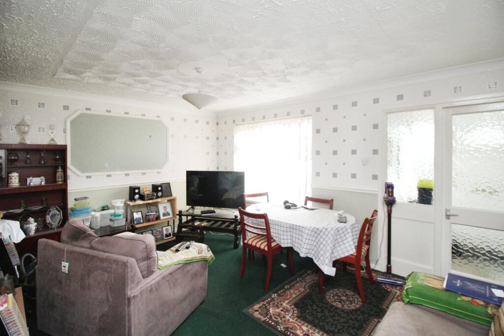 3 bed Terraced