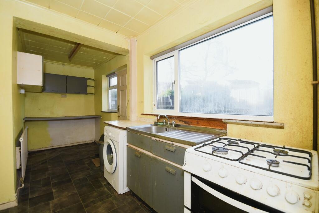 3 bed Semi-Detached