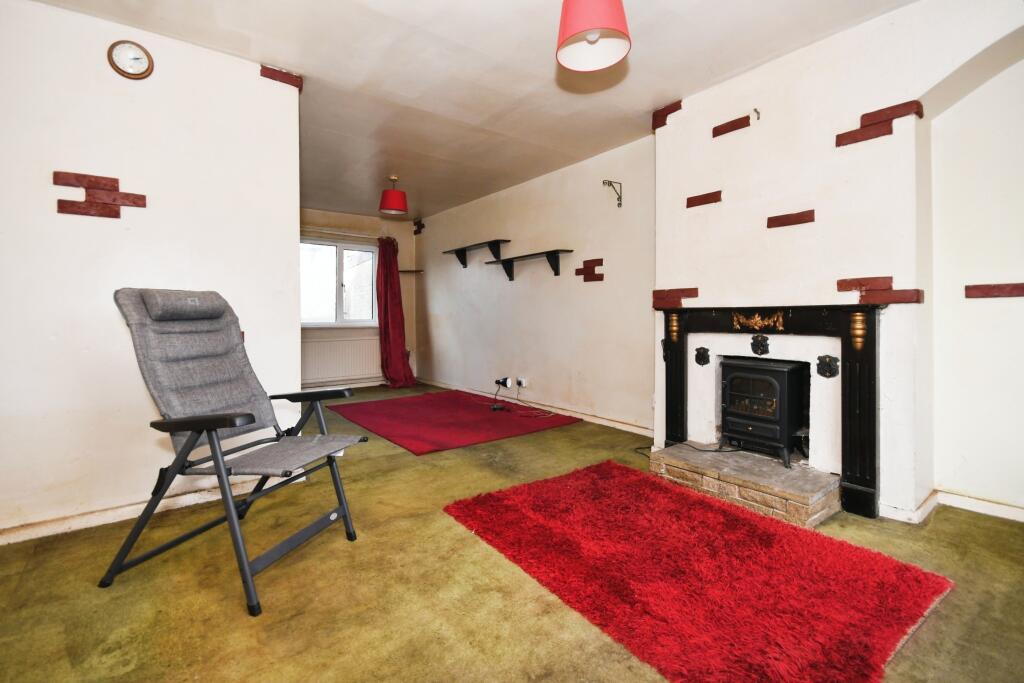 3 bed Semi-Detached