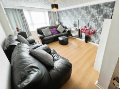 2 bed Apartment