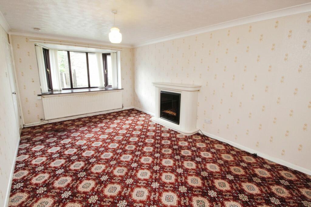 2 bed Semi-Detached Bungalow