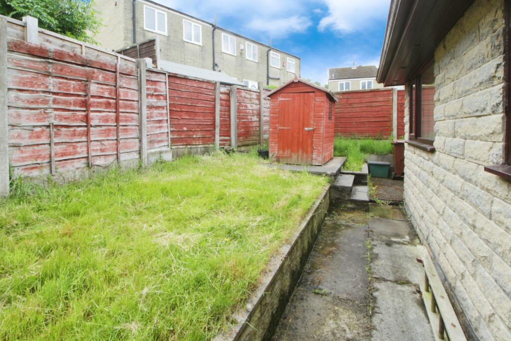 2 bed Semi-Detached Bungalow