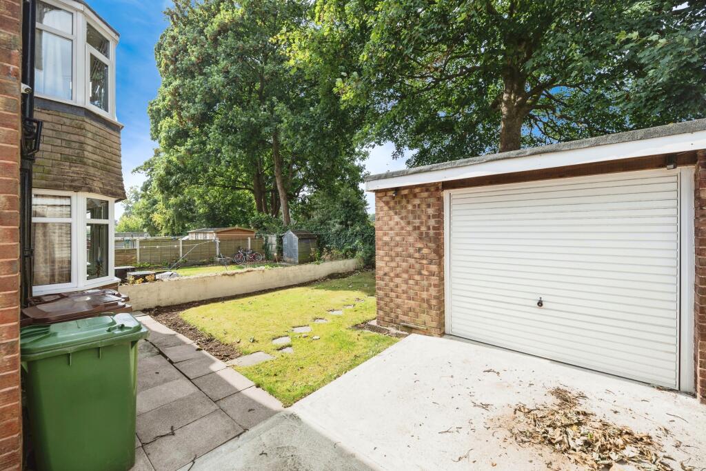 3 bed Semi-Detached