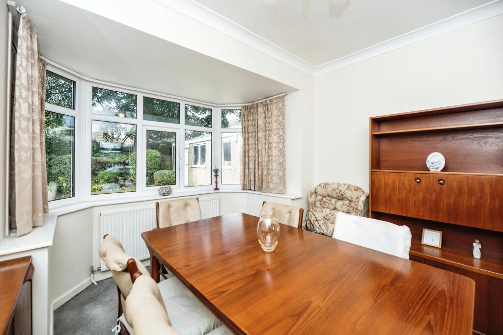 3 bed Semi-Detached