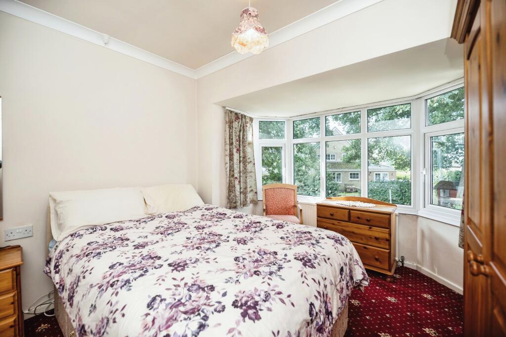3 bed Semi-Detached