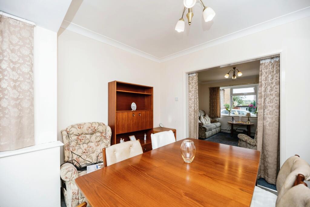 3 bed Semi-Detached