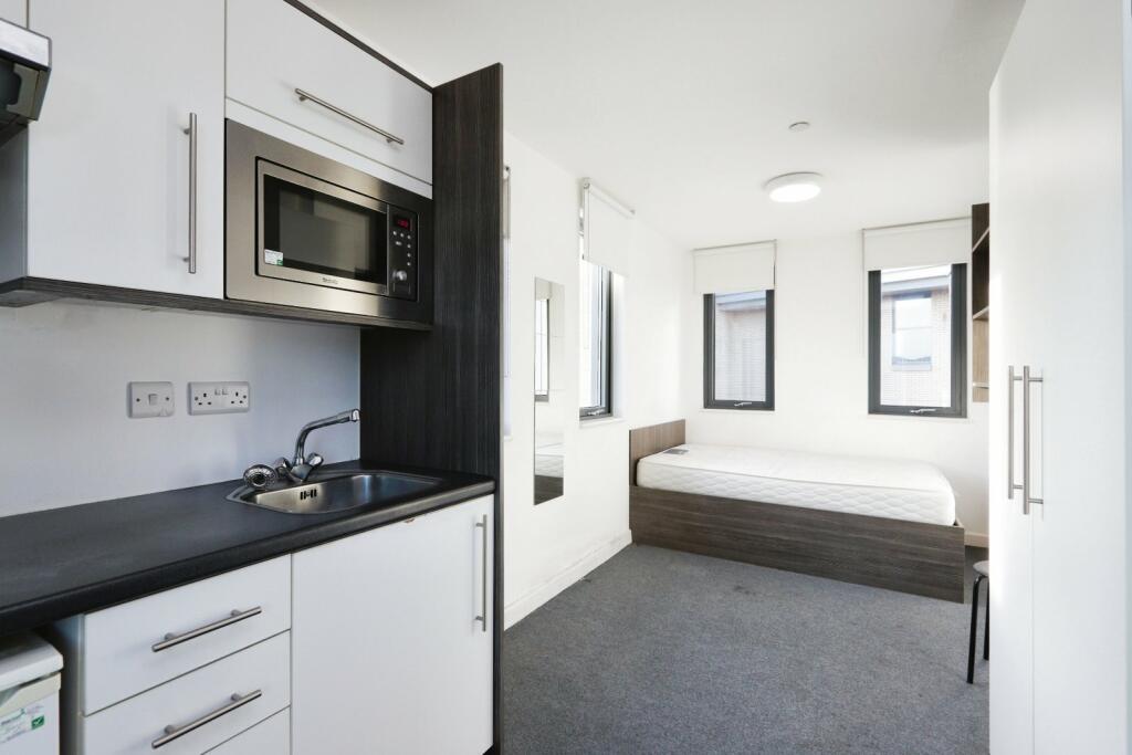 1 bed Studio