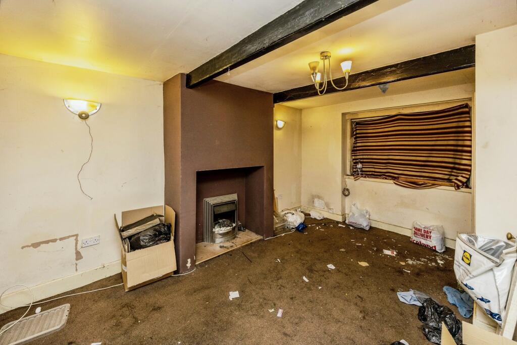 2 bed End of Terrace