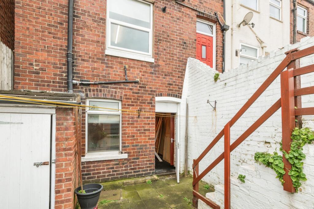 3 bed Terraced