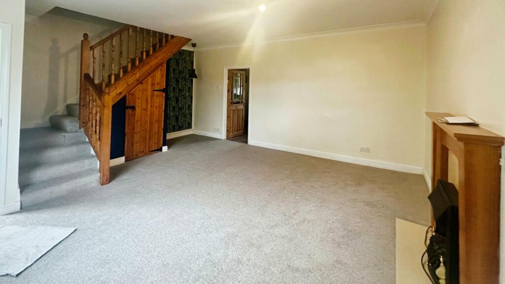 3 bed Terraced