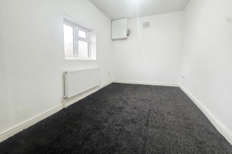 7 bed Detached