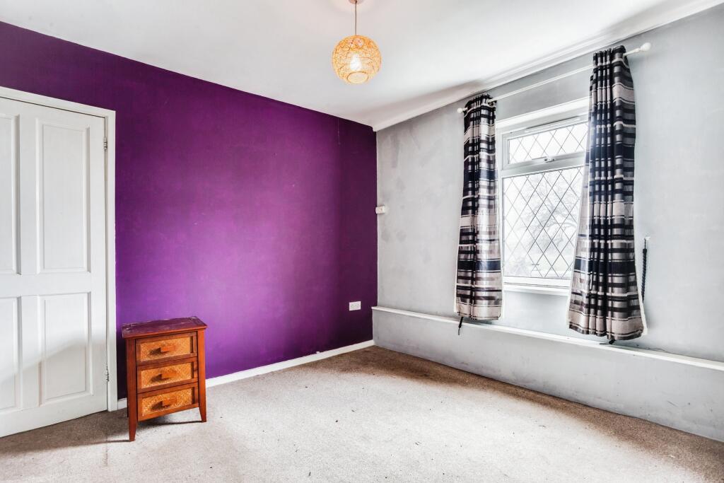 2 bed End of Terrace