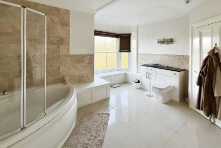 3 bed Apartment