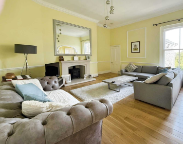 3 bed Apartment
