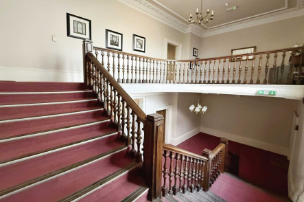 3 bed Apartment