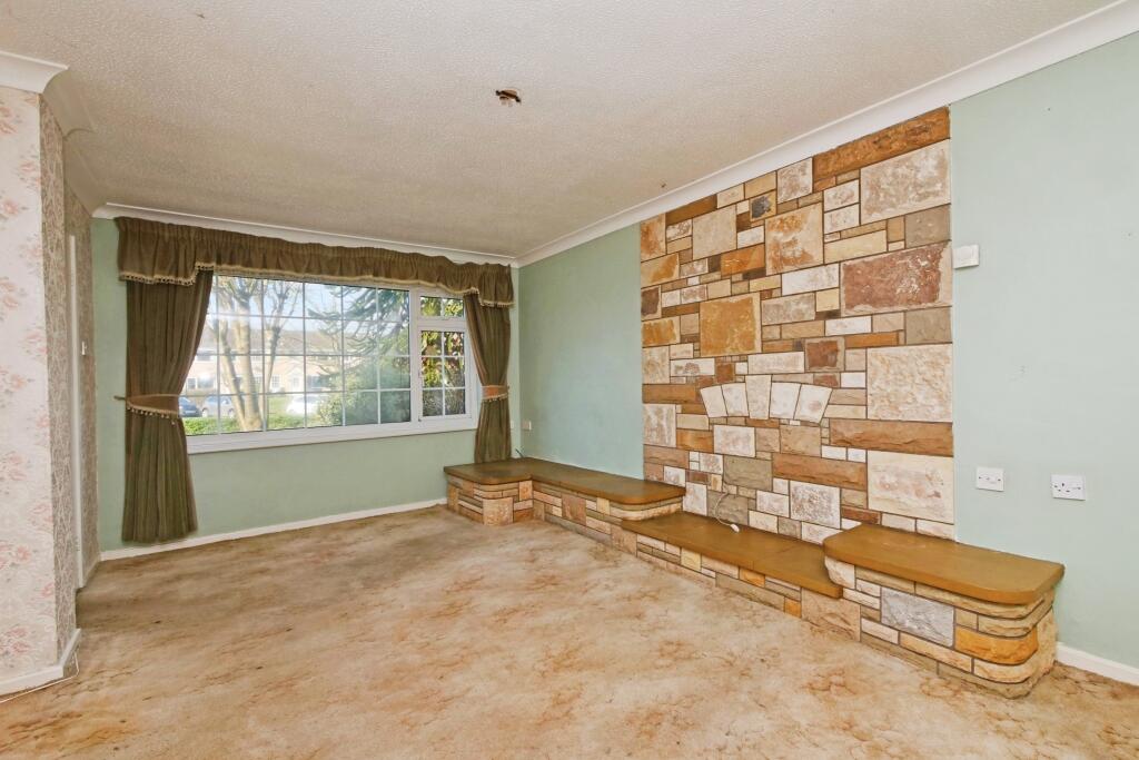 3 bed Semi-Detached