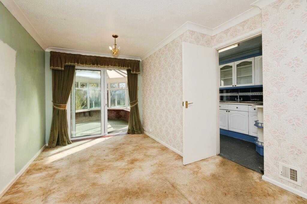 3 bed Semi-Detached