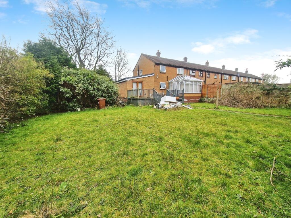 3 bed End of Terrace