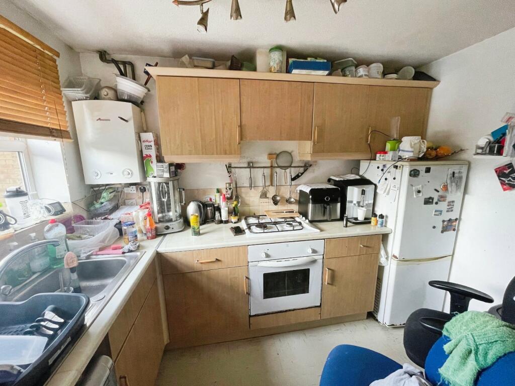 2 bed Semi-Detached