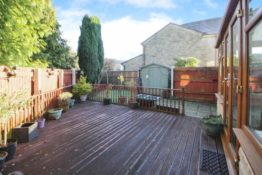 4 bed Detached