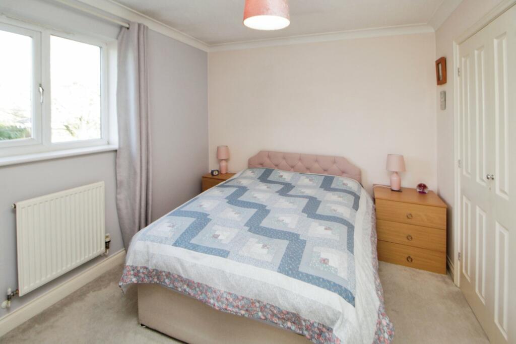 4 bed Detached