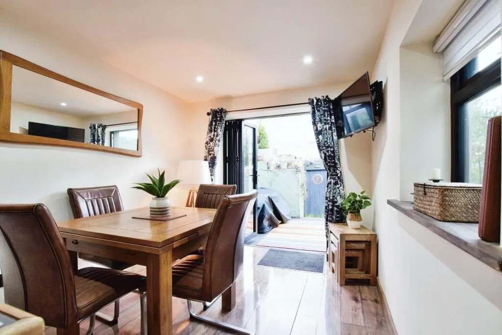 2 bed Terraced