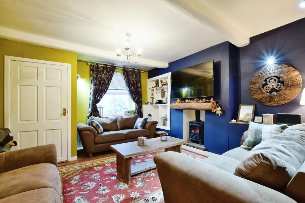 2 bed Terraced