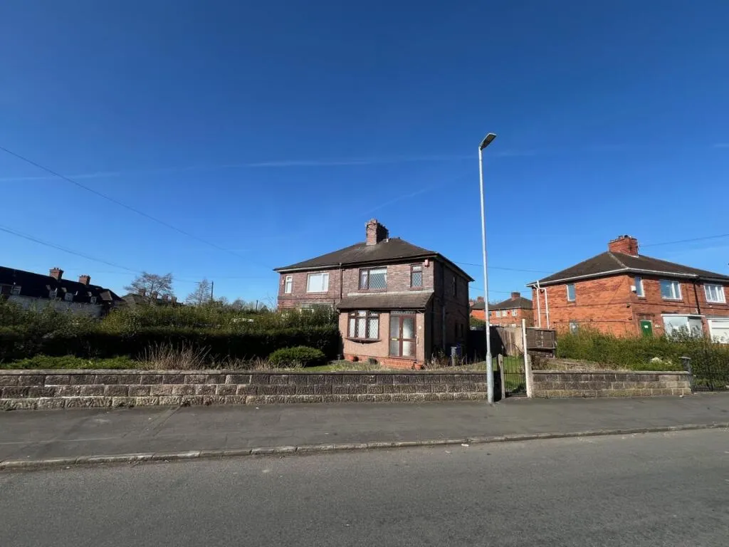 3 bed Semi-Detached