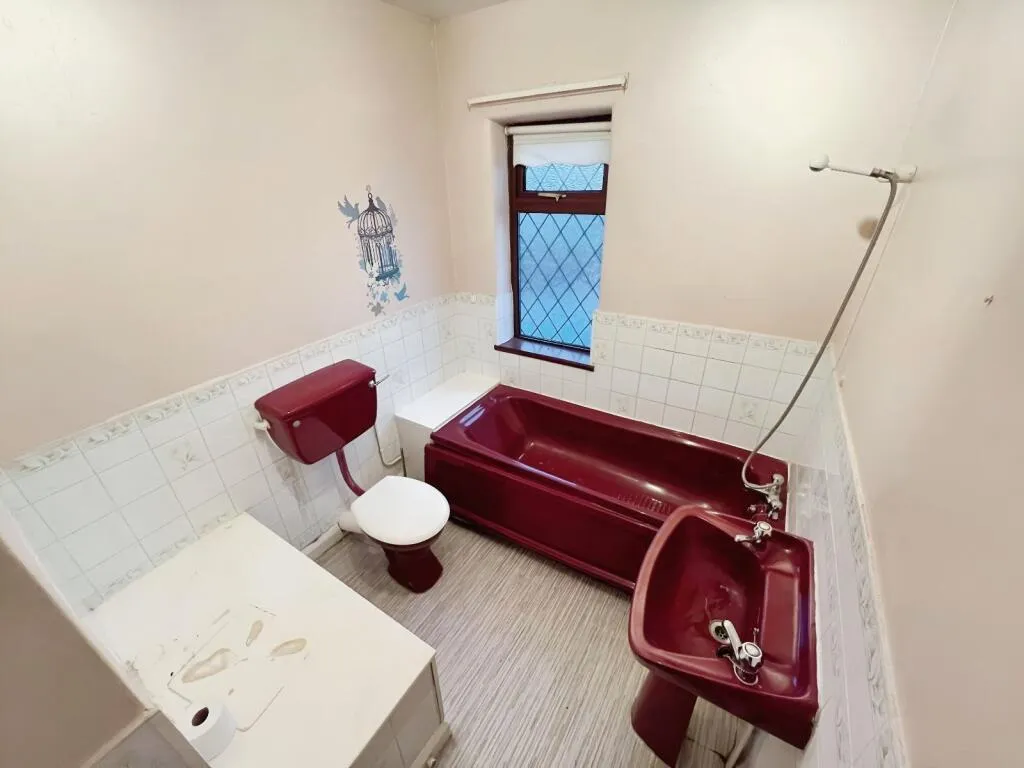 3 bed Semi-Detached