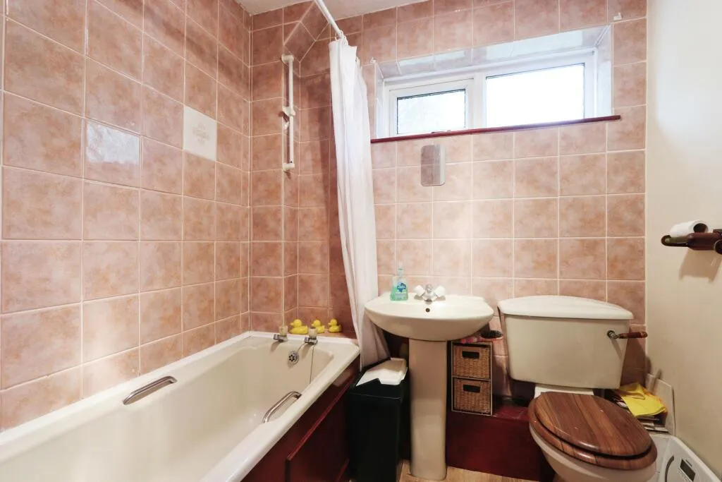 3 bed Terraced