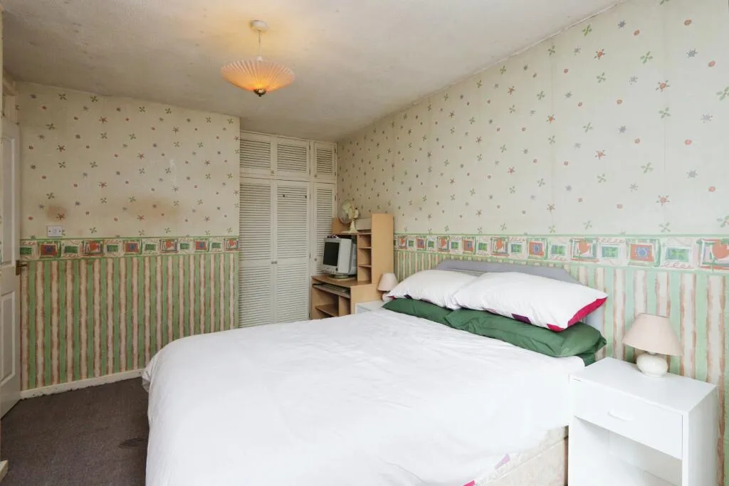 3 bed Terraced