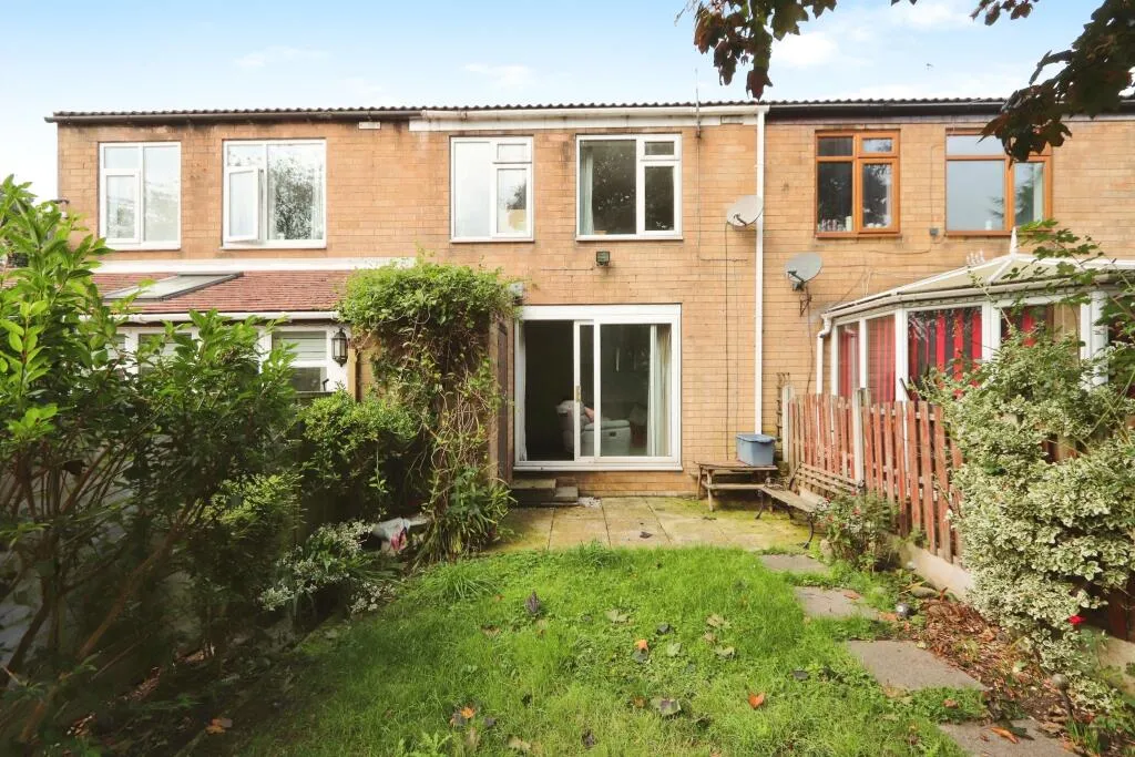 3 bed Terraced