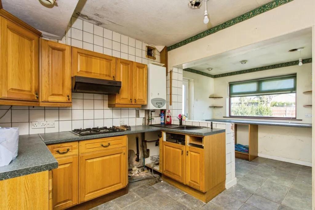 3 bed Semi-Detached