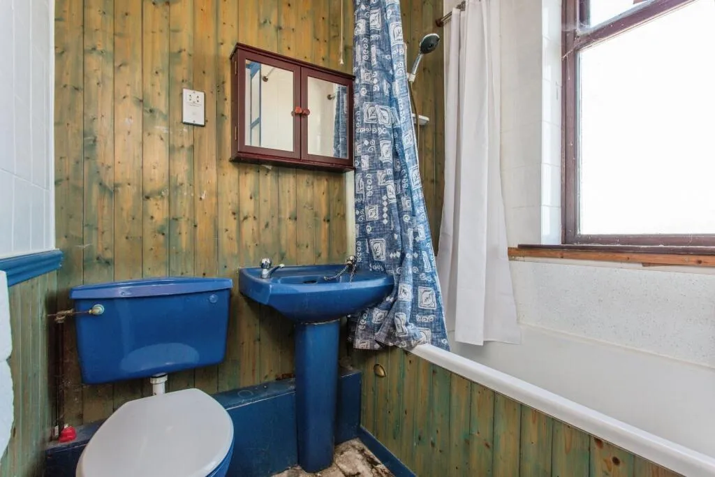 3 bed Semi-Detached