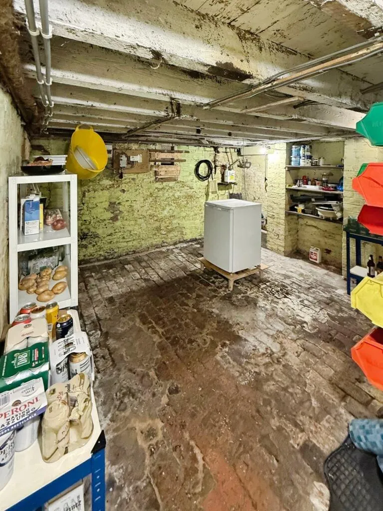 2 bed Terraced