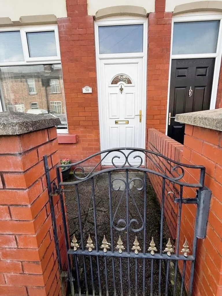 2 bed Terraced